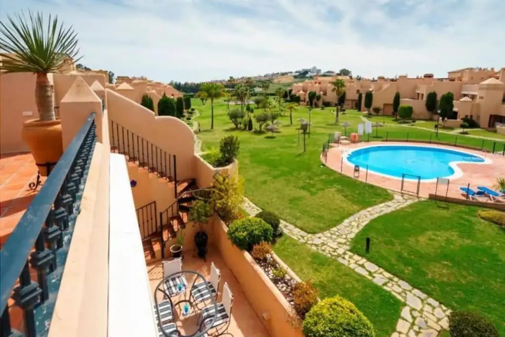 Apartment Prestige : Luxe & Confort Estepona Spain