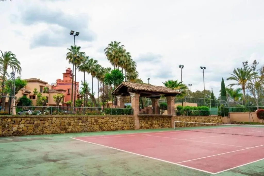 Apartment Prestige : Luxe & Confort Estepona 0*,  Spain
